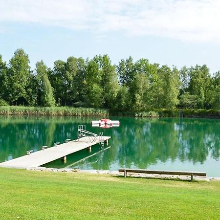 Swiss Army Camping Night / Militaerbunker St. Margrethen Bagian luar foto