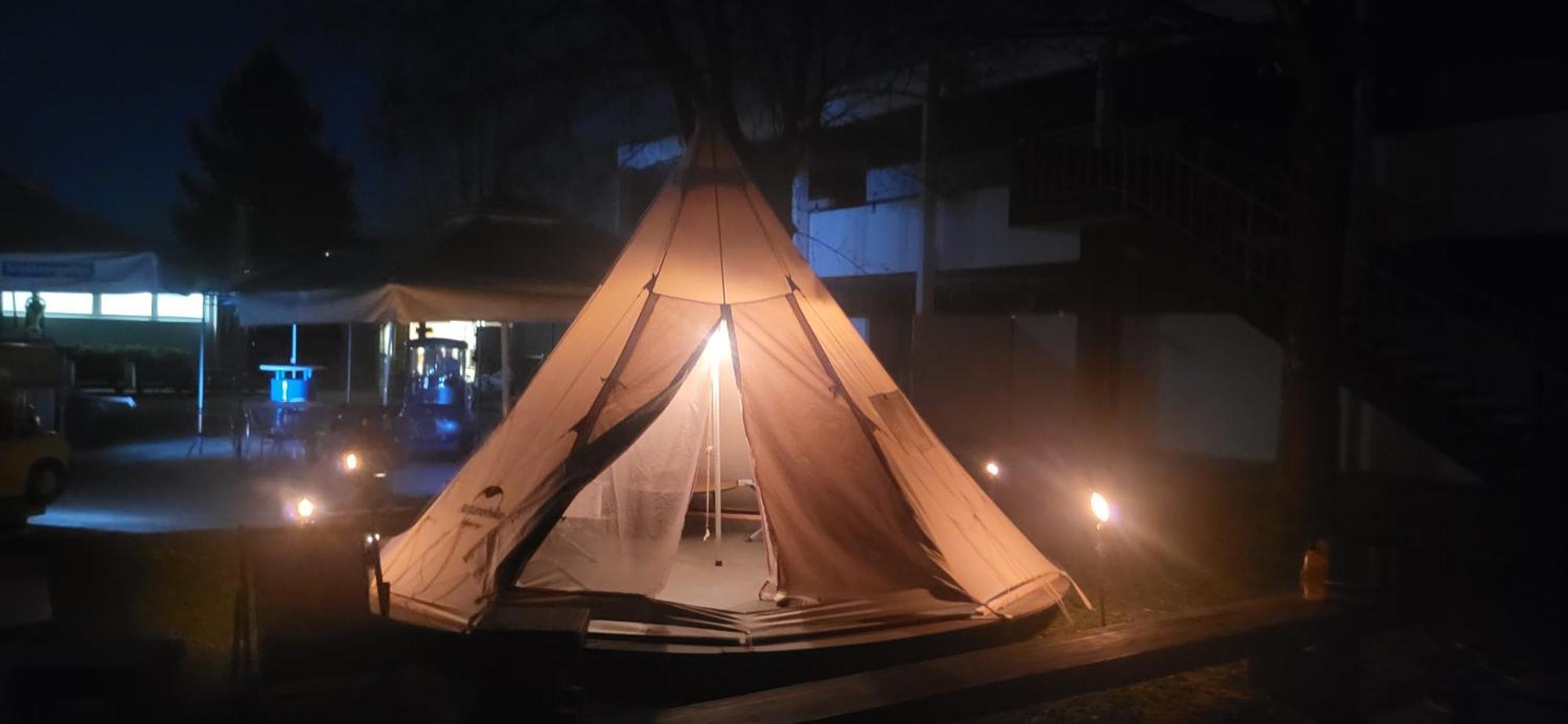 Swiss Army Camping Night / Militaerbunker St. Margrethen Bagian luar foto